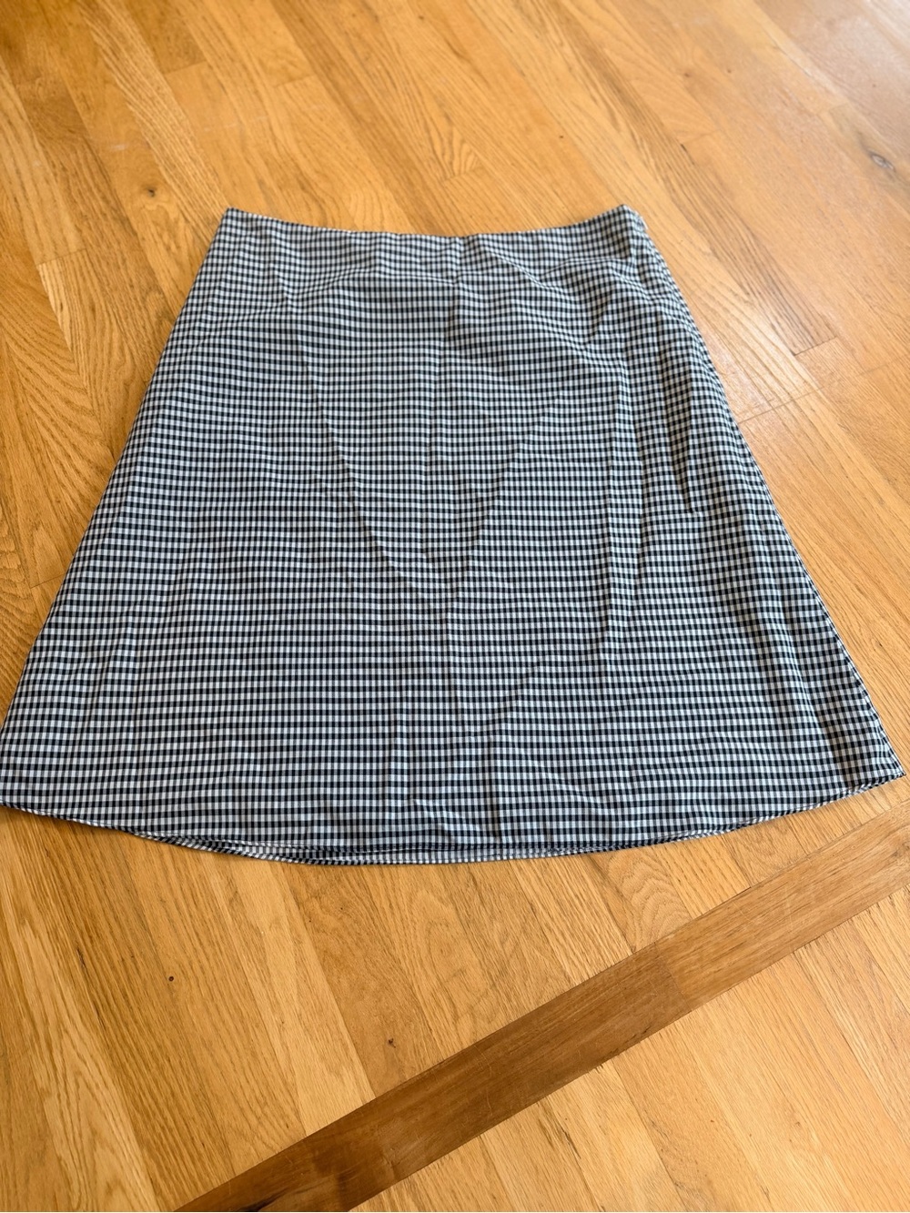 Ladies Size 16 "Ann Taylor Factory" Black & White Gingham A-Line Skirt GUC